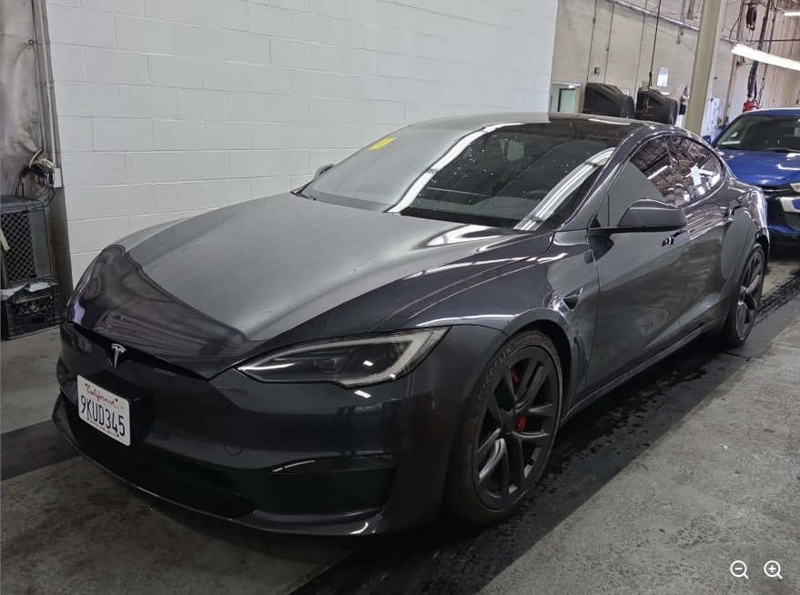 2023 Tesla Model S Plaid's photo