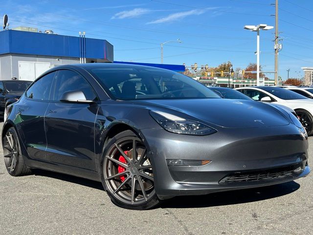 2022 Tesla Model 3 Performance's photo