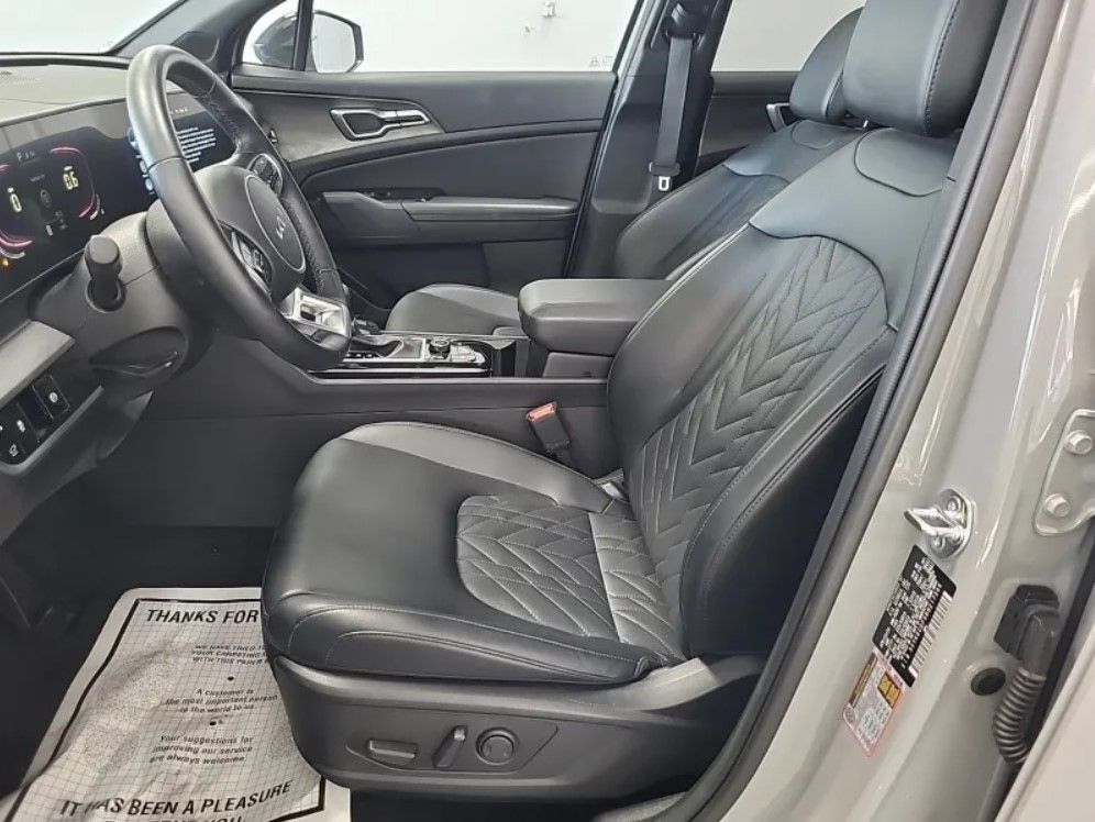 2024 Kia Sportage X-Line photo 2
