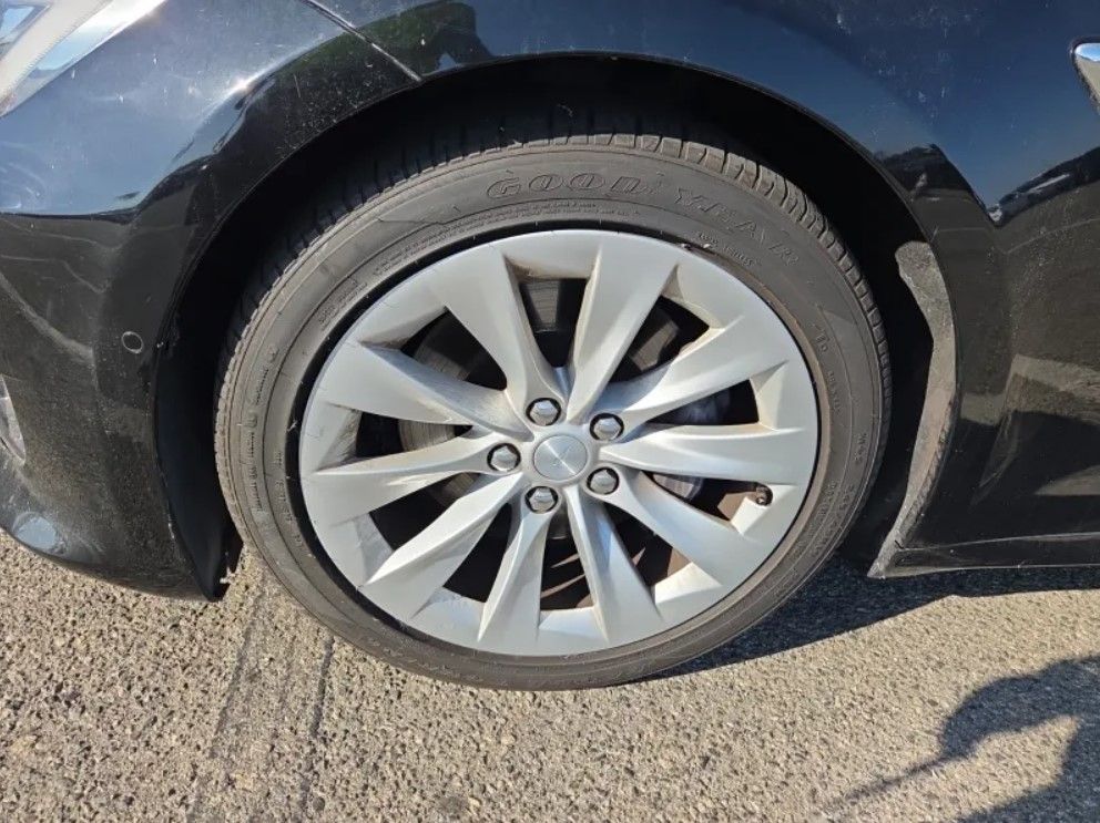 2017 Tesla Model S 75 photo 3