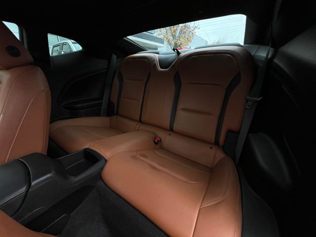 2019 Chevrolet Camaro 2LT photo 4