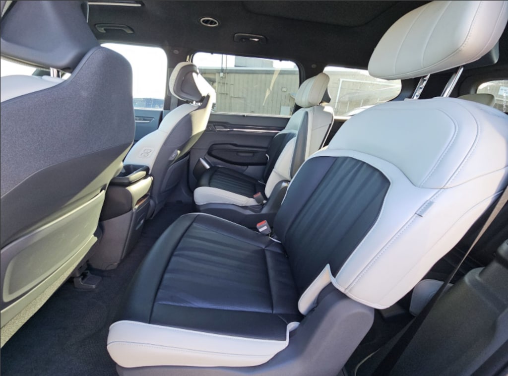 Used 2024 Kia EV9 GT-Line SUV