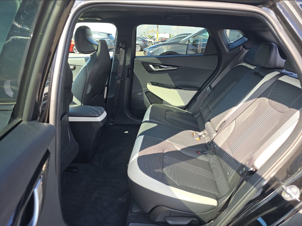 2024 Kia EV6 GT-Line photo 3