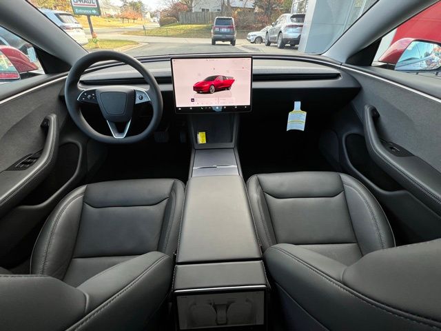 2025 Tesla Model 3 Long Range photo 2
