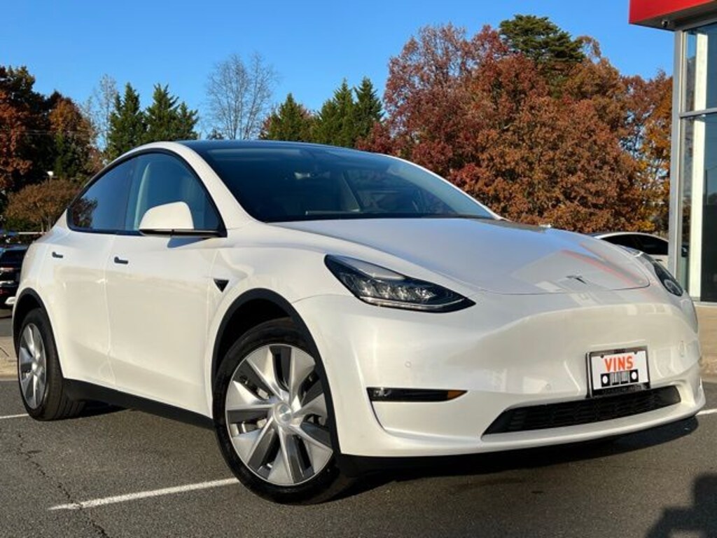 Used 2022 Tesla Model Y Long Range SUV