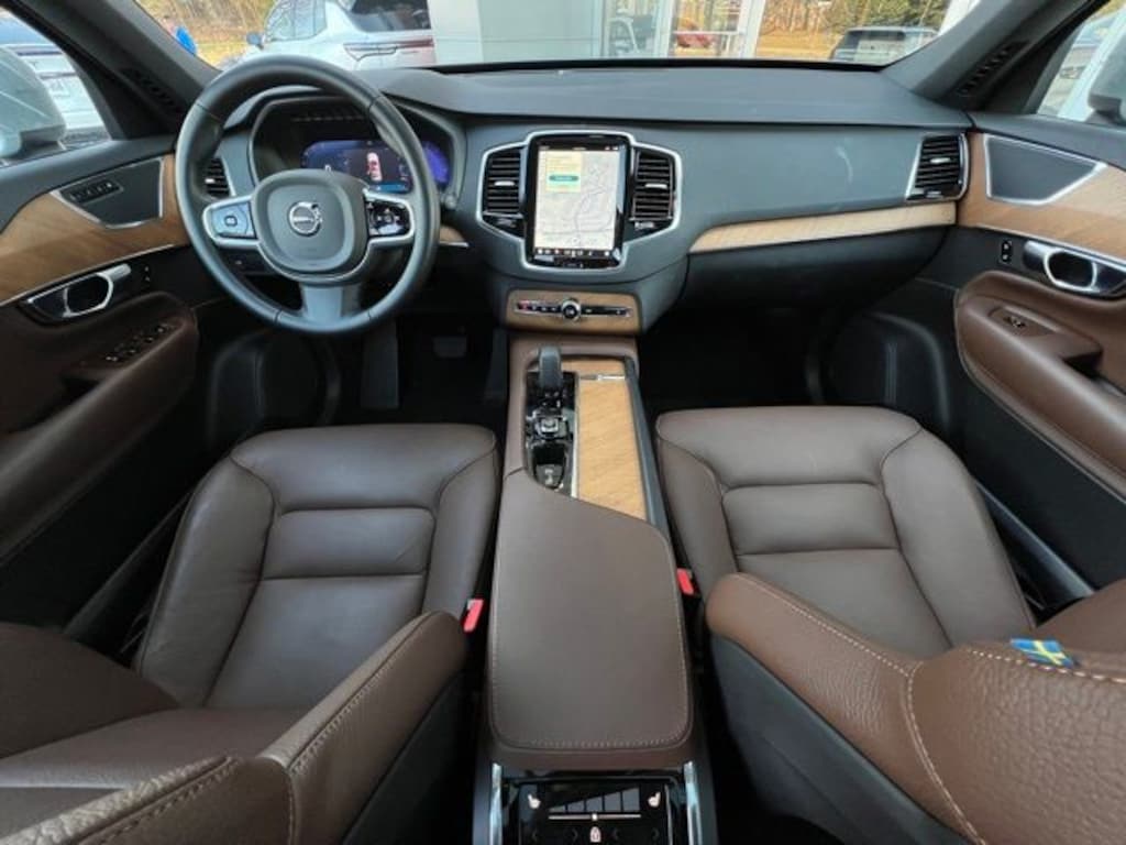 Used 2025 Volvo XC90 B6 Plus 7-Seater SUV