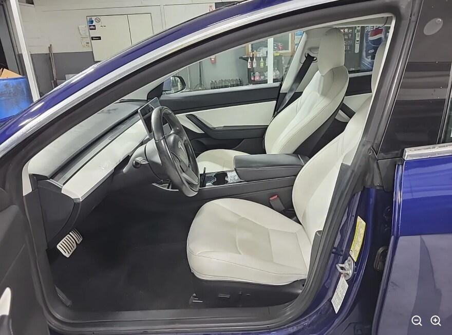 2018 Tesla Model 3 photo 3