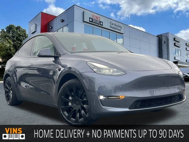 2023 Tesla Model Y Long Range's photo