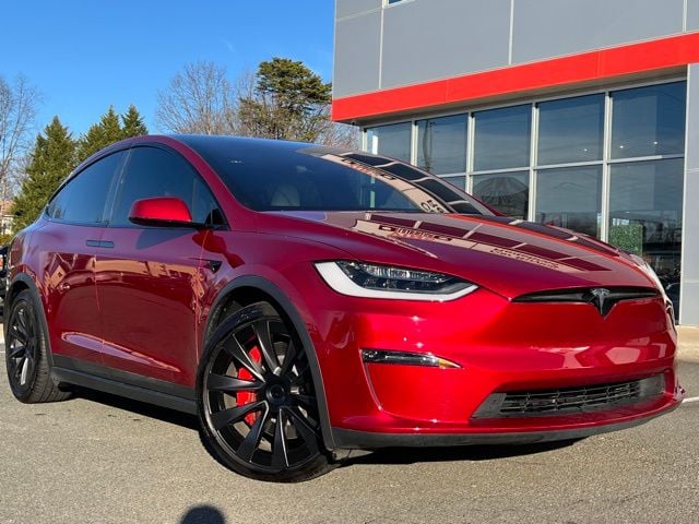 2023 Tesla Model X Plaid's photo