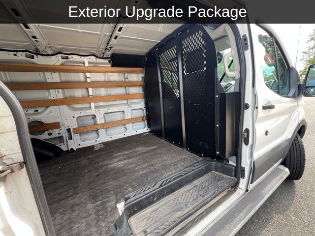 2018 Ford Transit photo 3