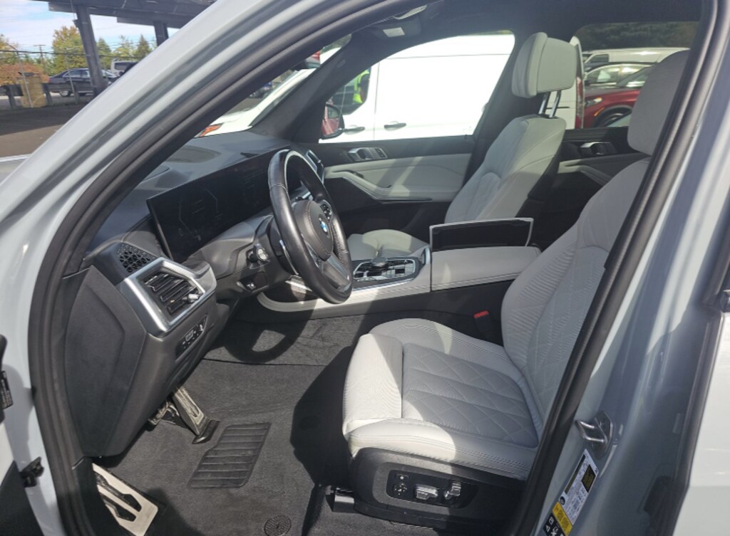 Used 2023 BMW X7 xDrive40i SUV