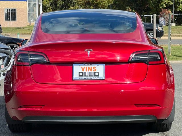 2019 Tesla Model 3 Standard Range Plus photo 3