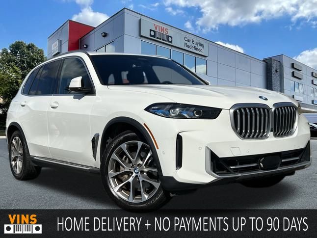 2024 BMW X5 50e's photo