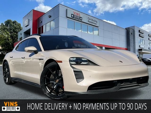 2024 Porsche Taycan GTS's photo