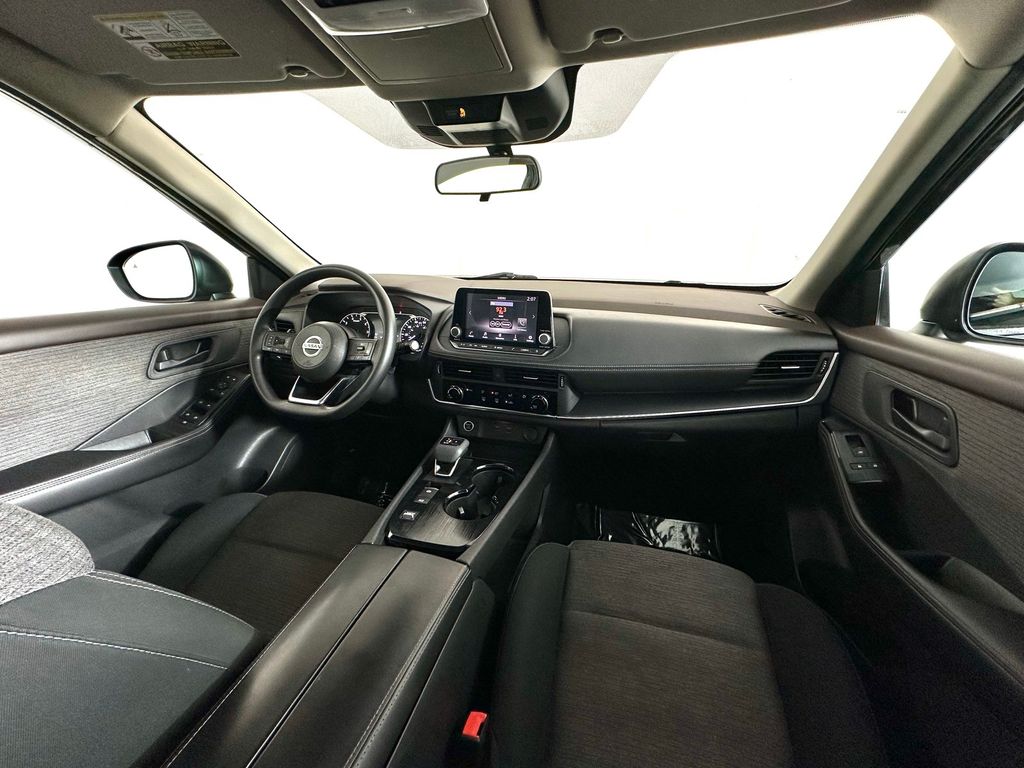 2021 Nissan Rogue S photo 2