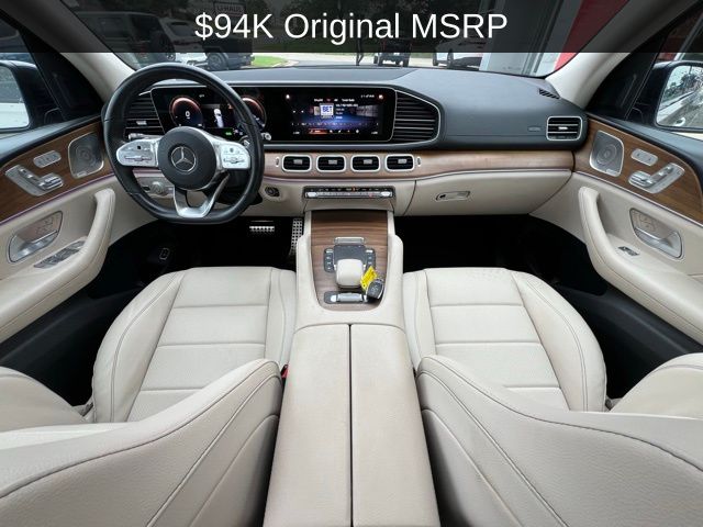 2023 Mercedes Benz GLS 450 4MATIC photo 2