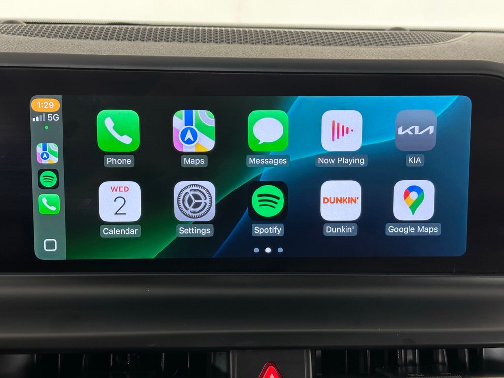 2024 Kia Seltos EX photo 3
