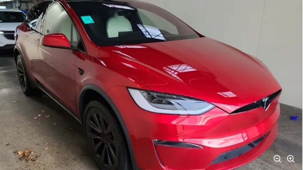 2023 Tesla Model X Plaid's photo