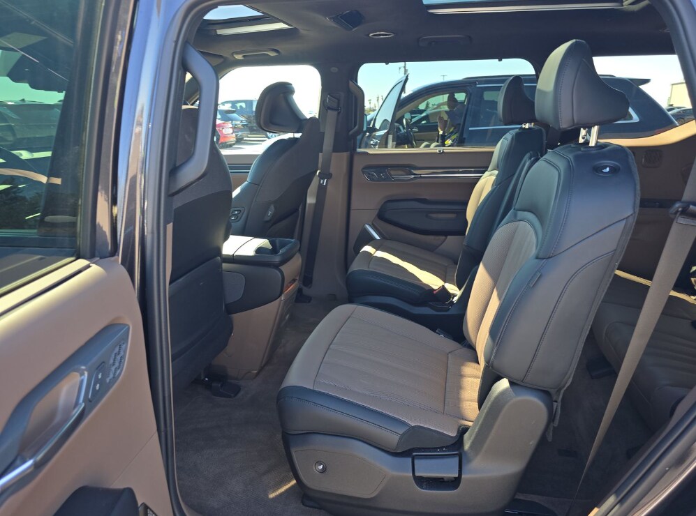 2025 Kia EV9 GT-Line photo 3