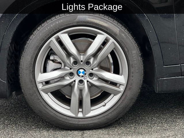2022 Bmw X1 XDrive28i photo 3