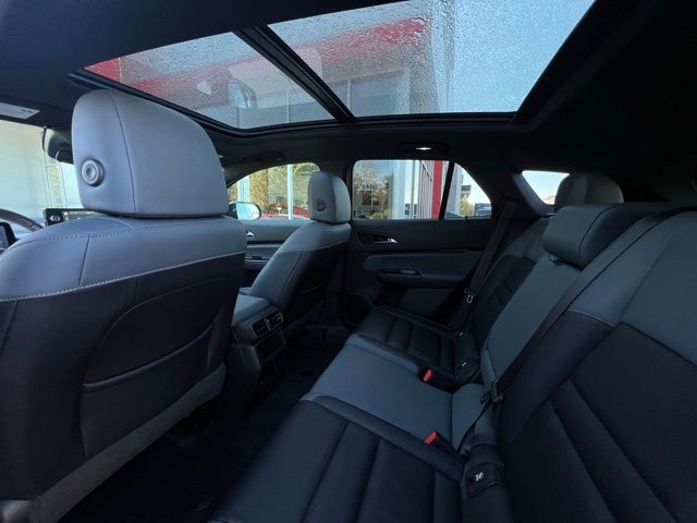 2024 Honda Prologue Touring photo 4
