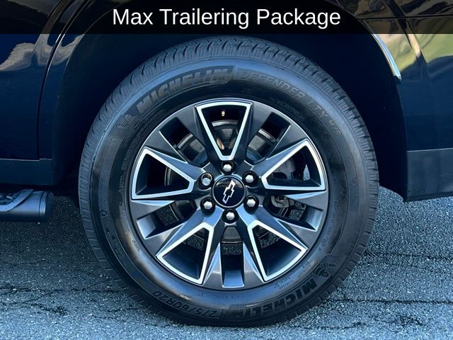 2022 Chevrolet Tahoe Z71 photo 2