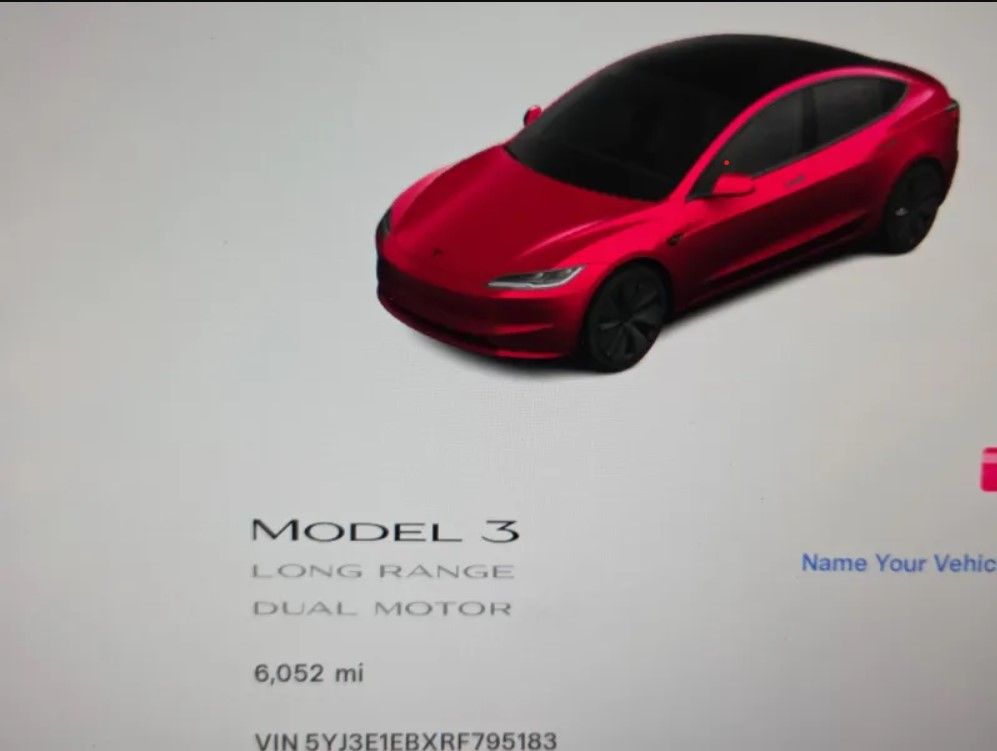2024 Tesla Model 3 Long Range photo 3