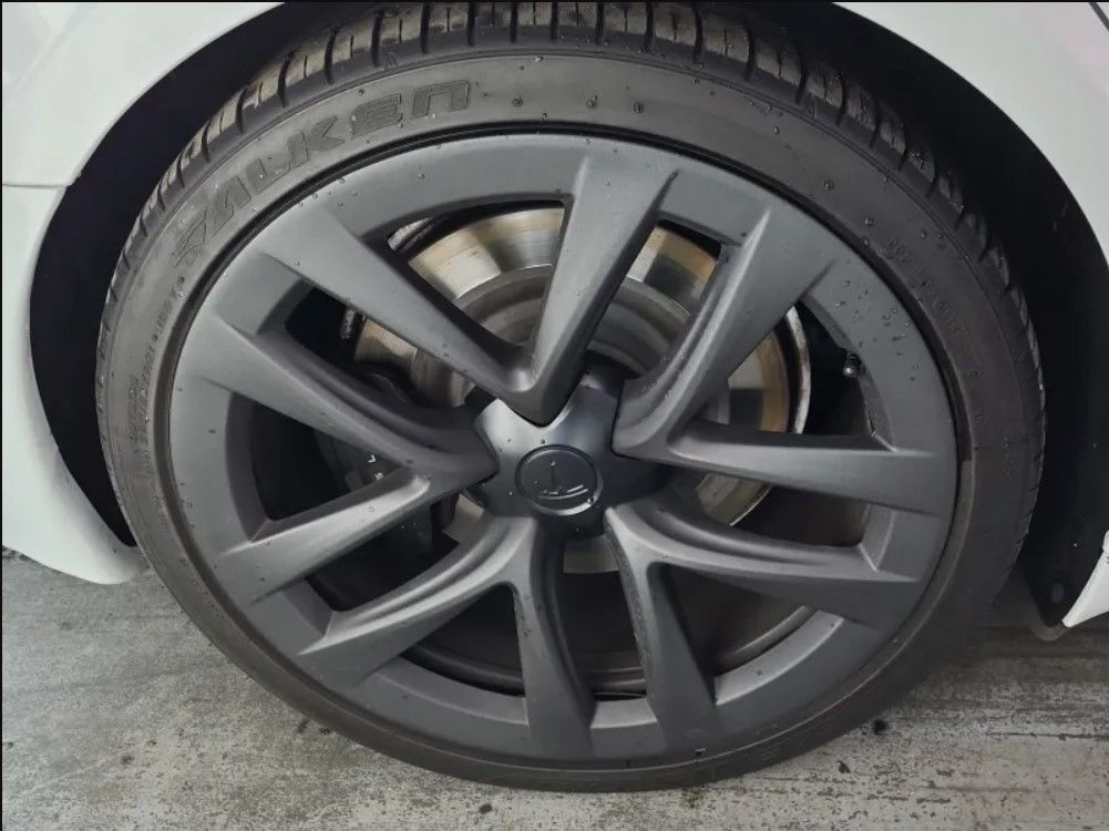2022 Tesla Model S photo 3