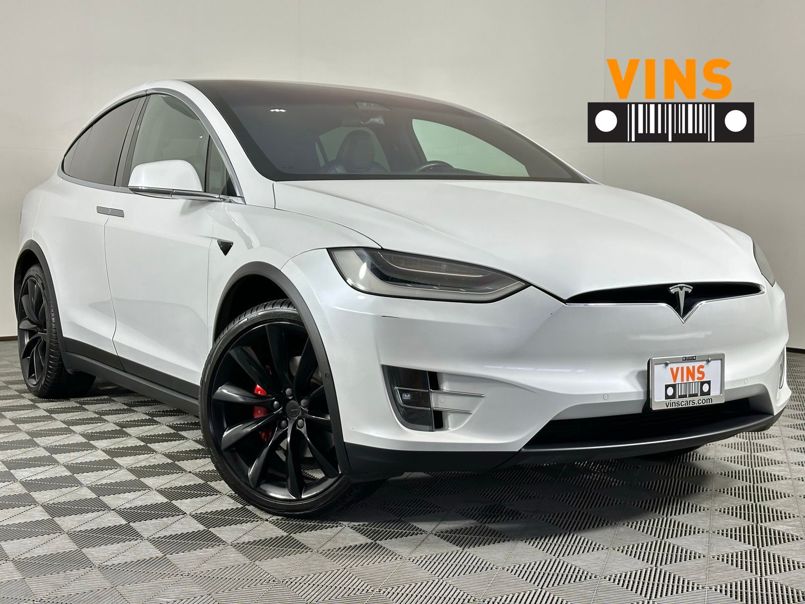 2021 Tesla Model X Performance's photo