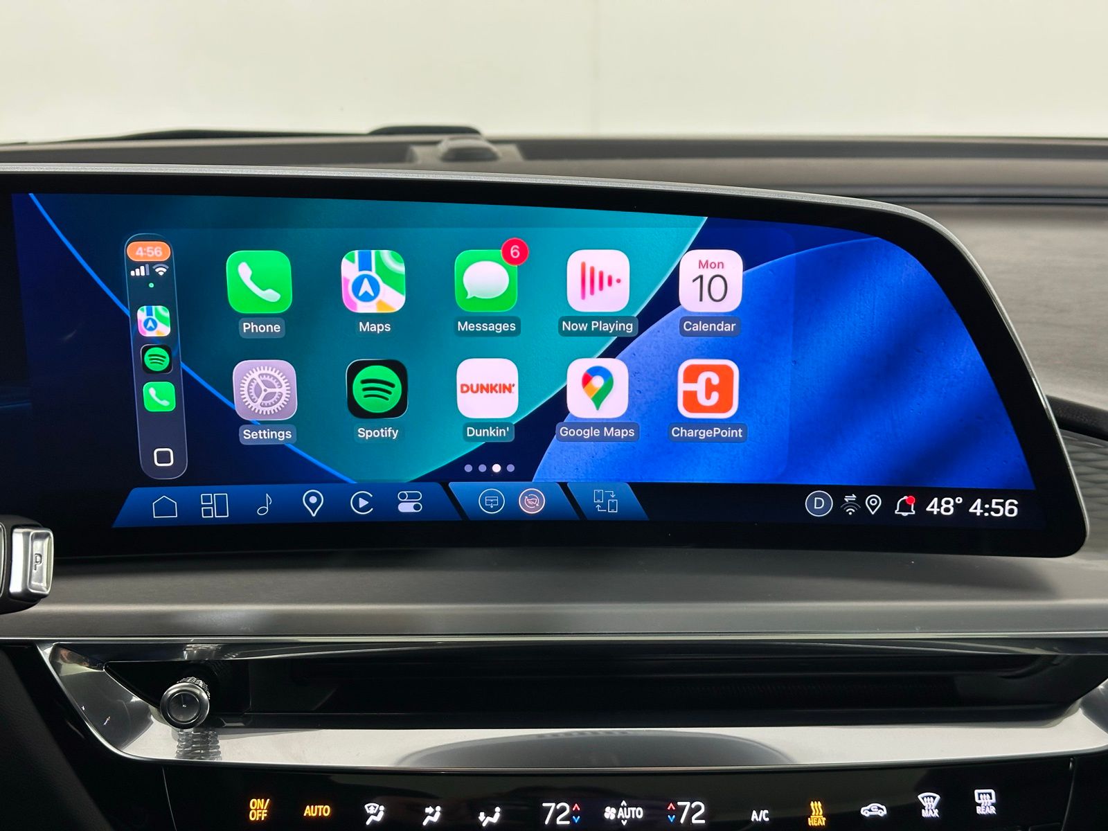 2024 Cadillac Lyriq Sport photo 3