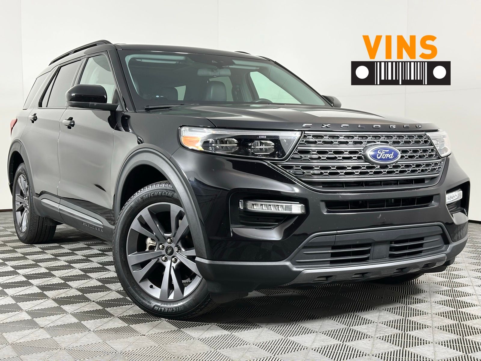 2022 Ford Explorer XLT's photo