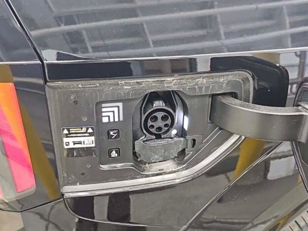 Used 2024 Kia EV9 GT-Line SUV