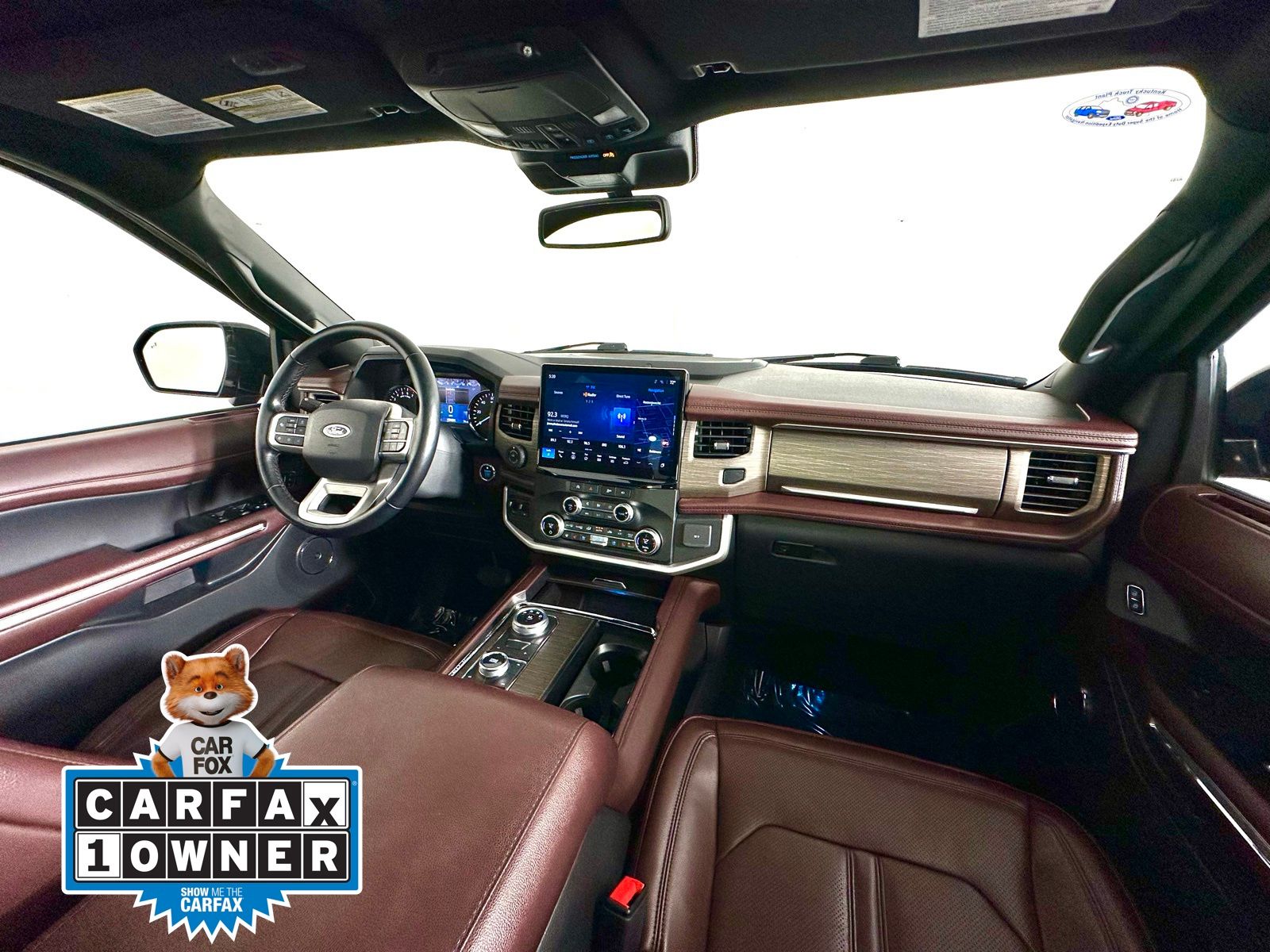 2023 Ford Expedition MAX Limited photo 2