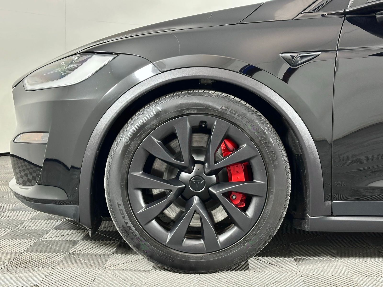 Image of 2023 Tesla Model X Plaid SUV