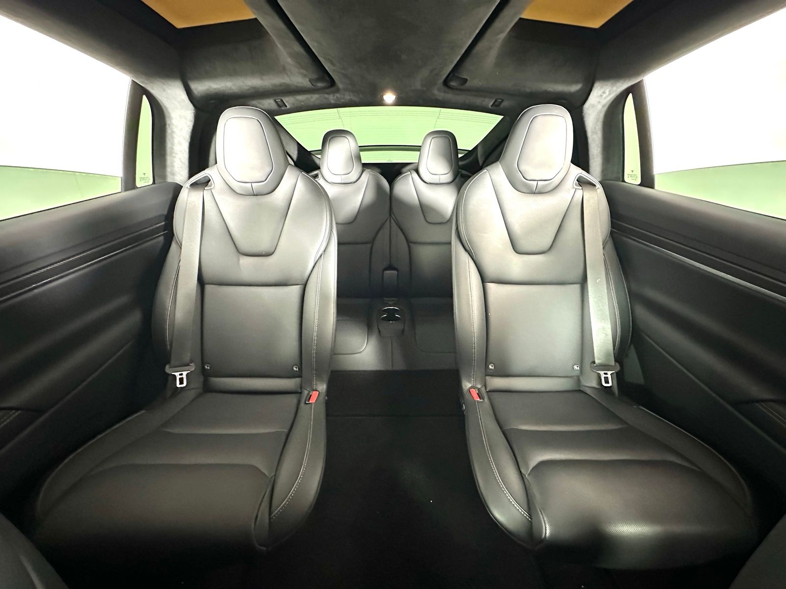 Image of 2023 Tesla Model X Plaid SUV