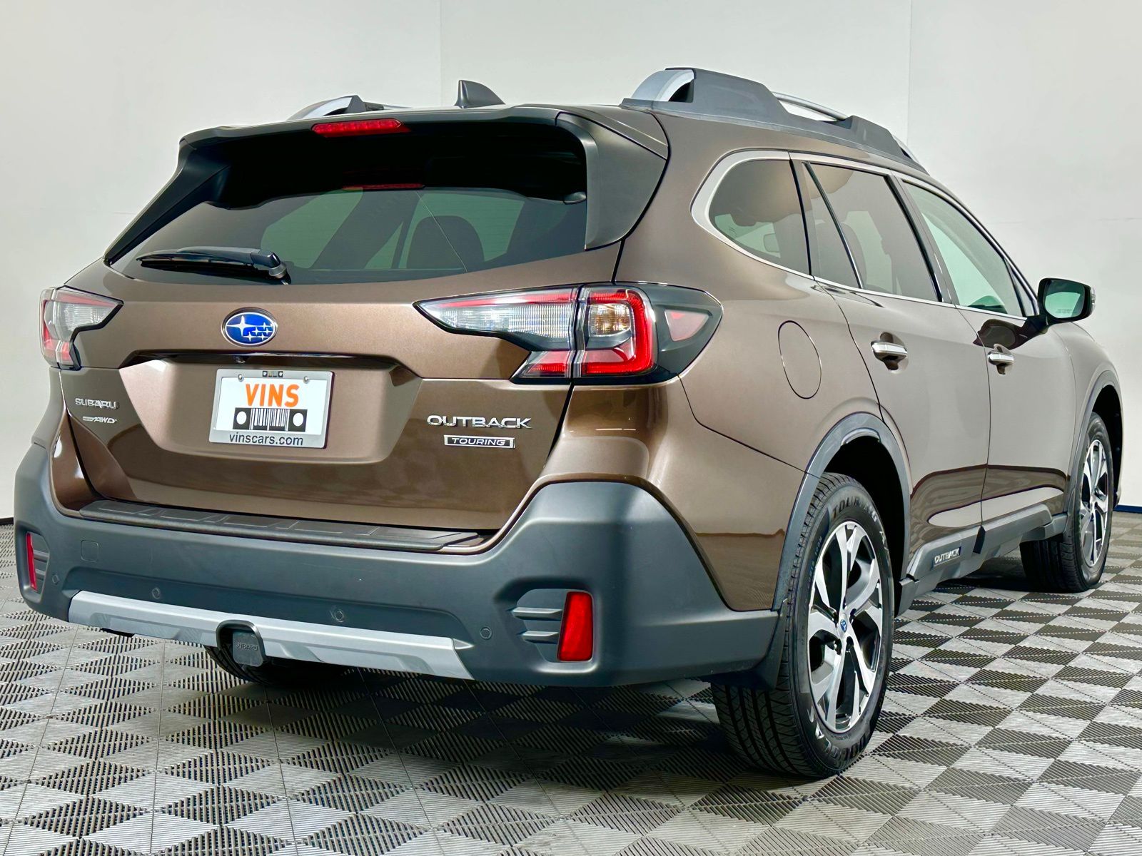 2020 Subaru Outback Touring photo 4