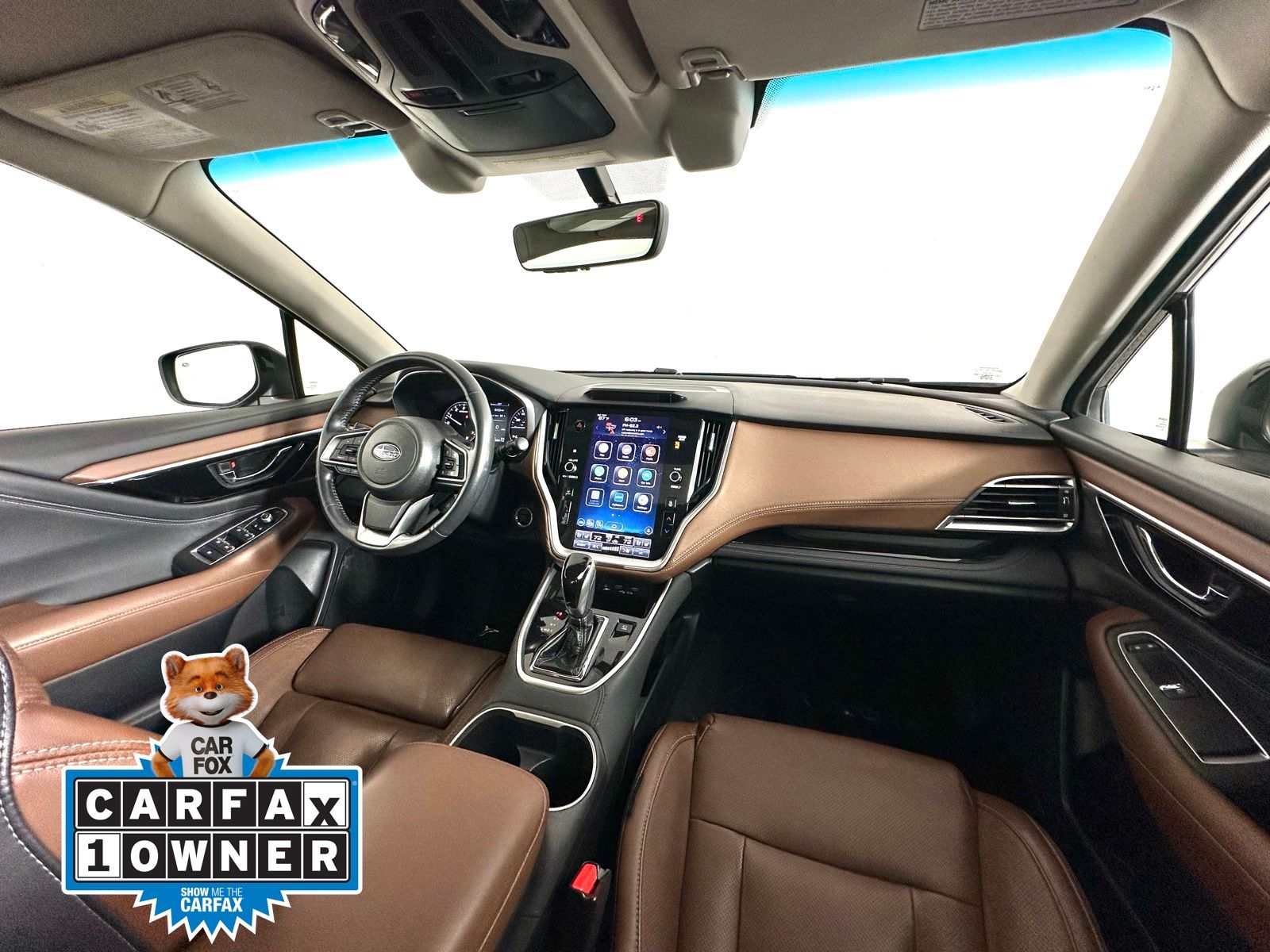 2020 Subaru Outback Touring photo 2