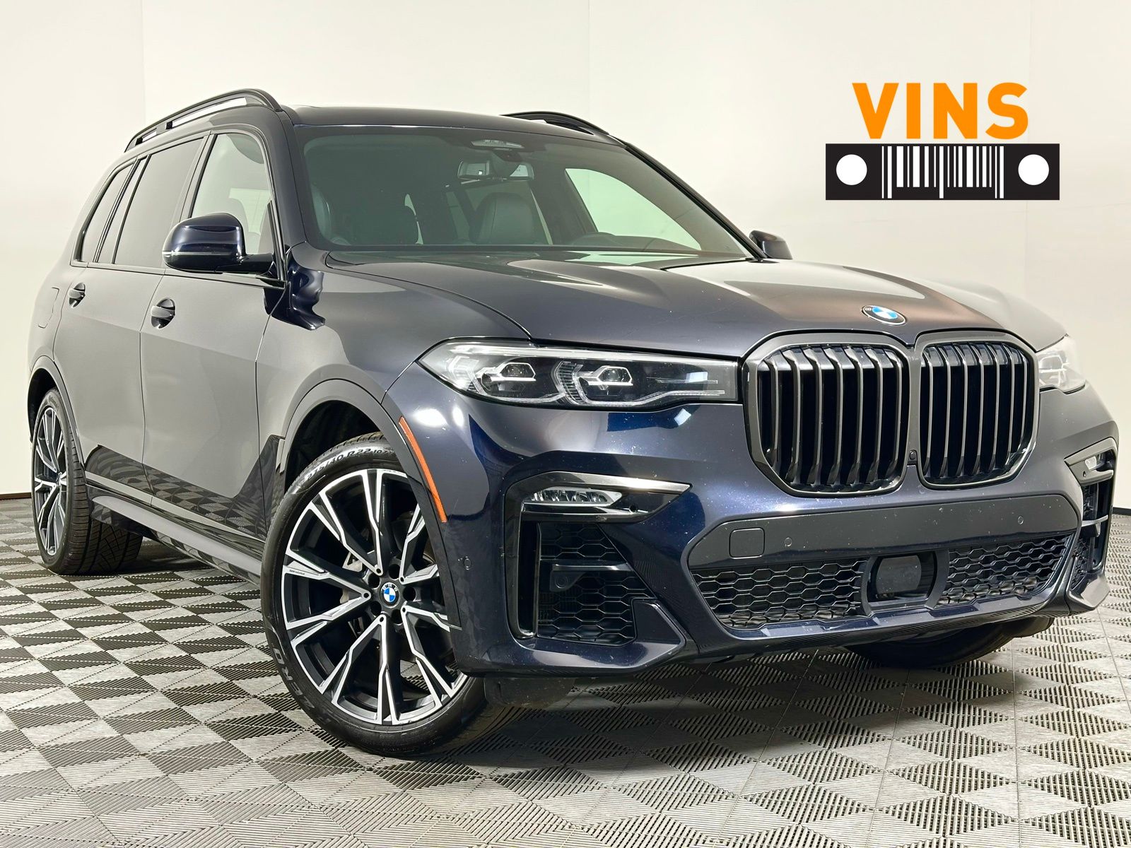 2020 BMW X7 40i's photo