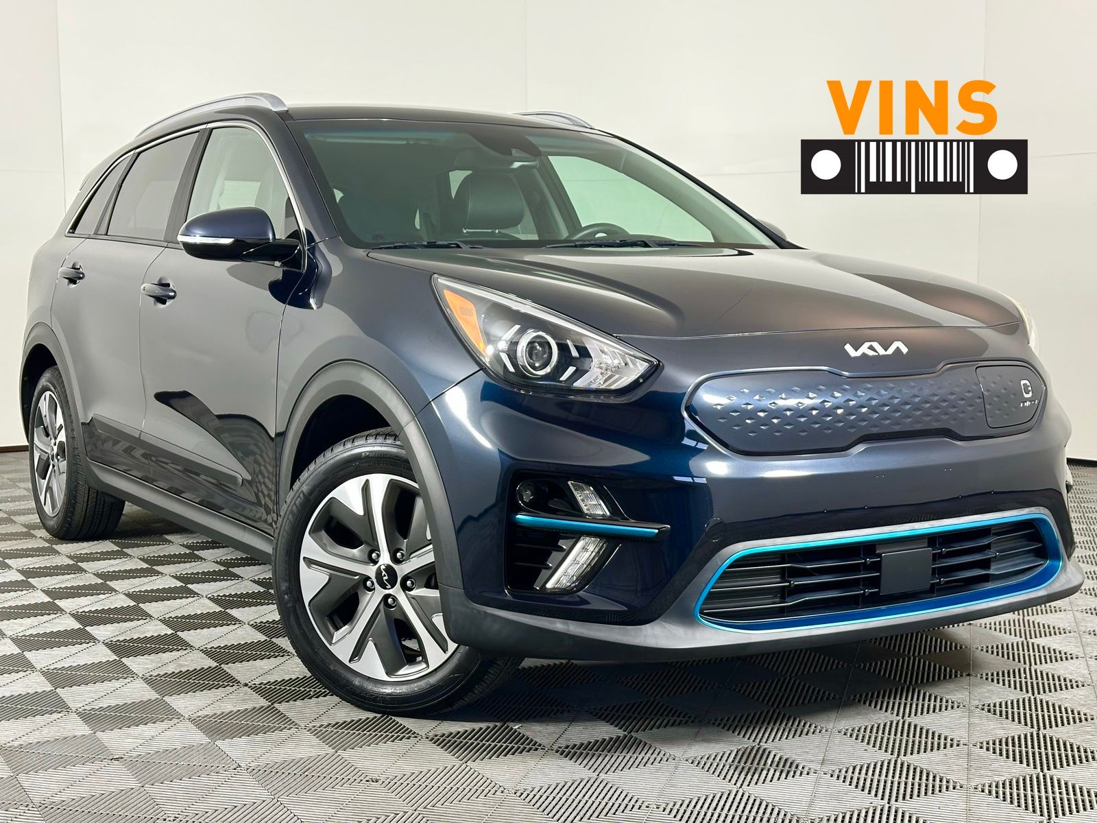 2022 Kia Niro EX's photo
