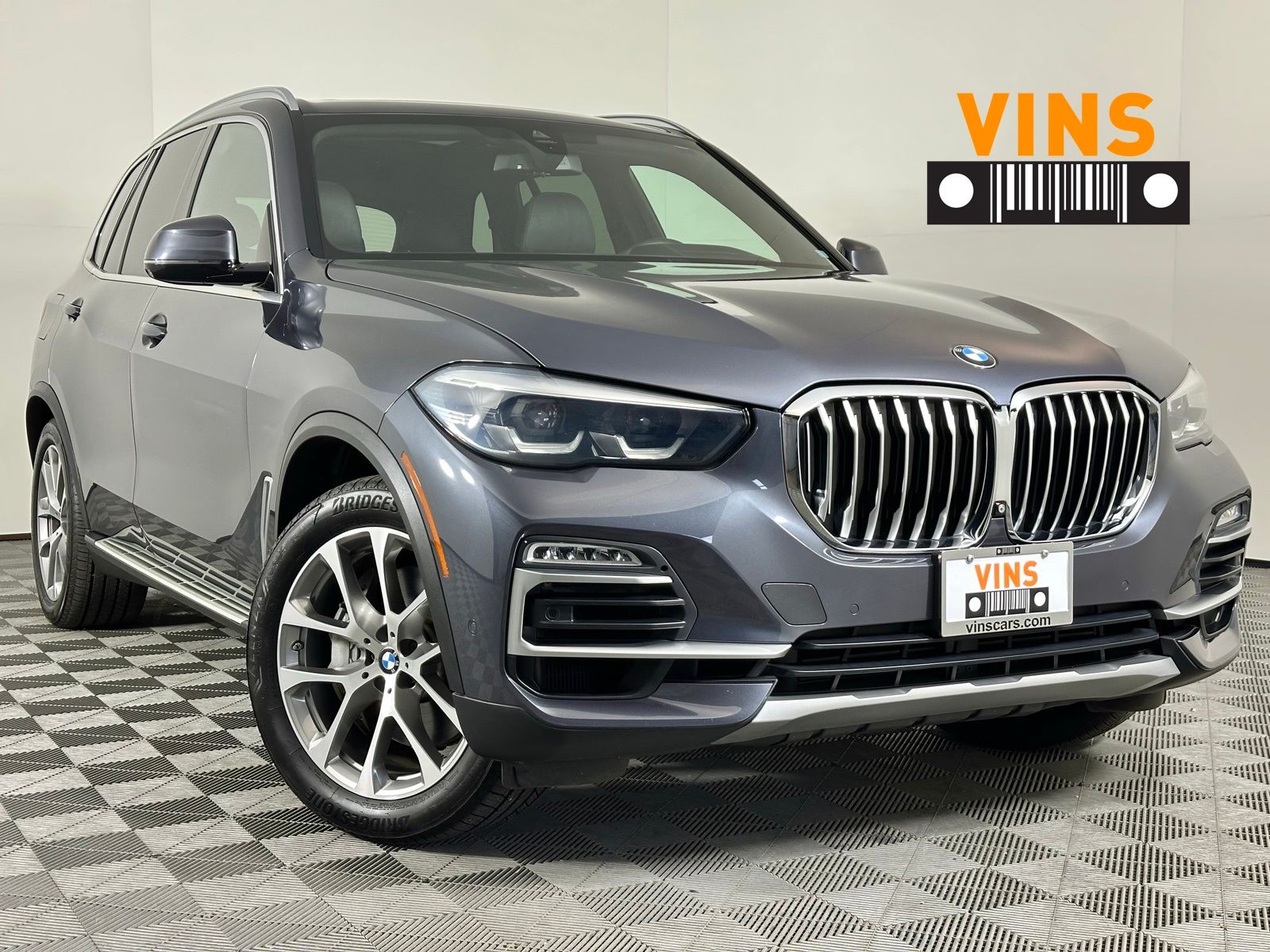 2019 BMW X5 50i's photo