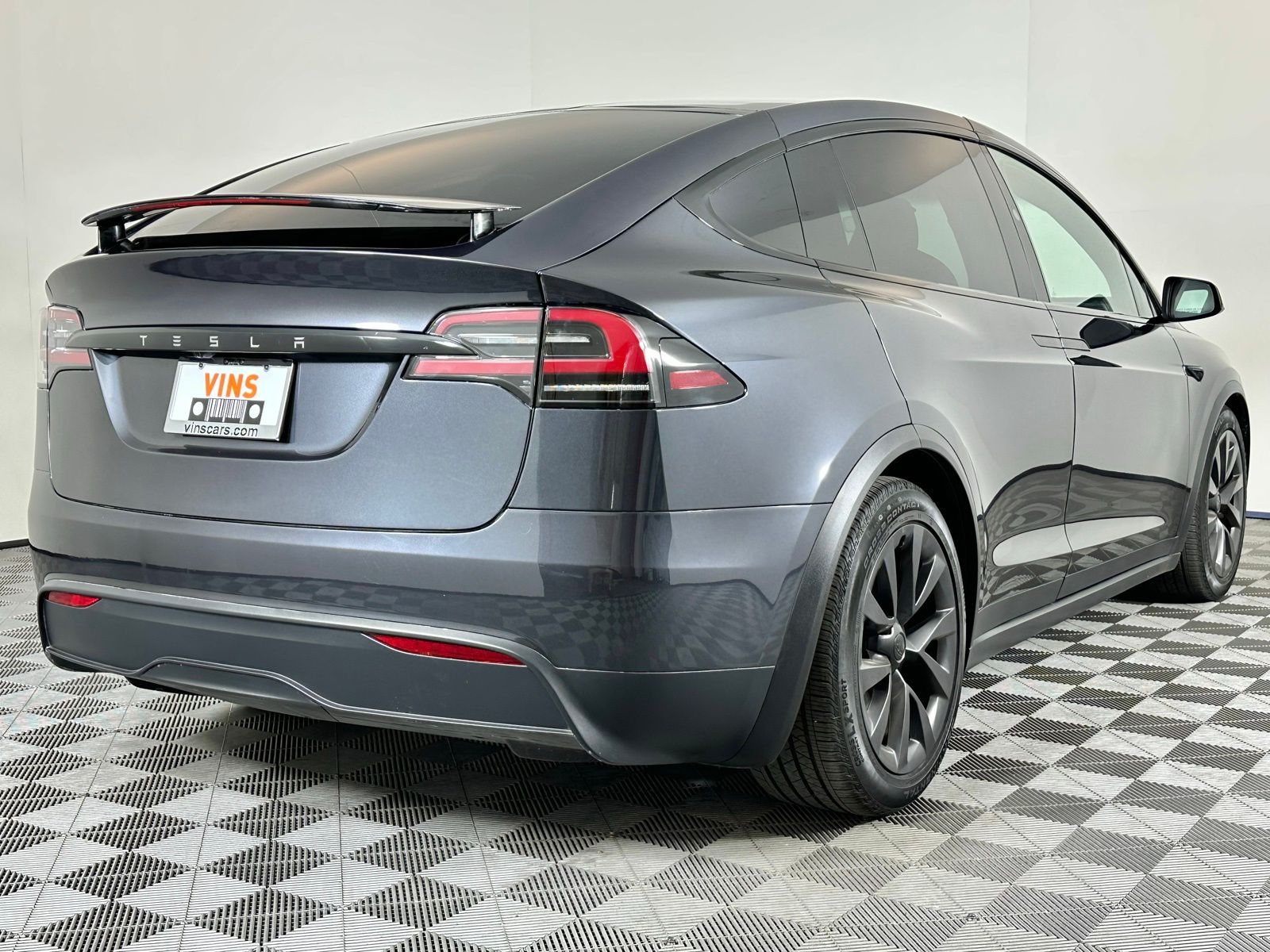 2025 Tesla Model X photo 4