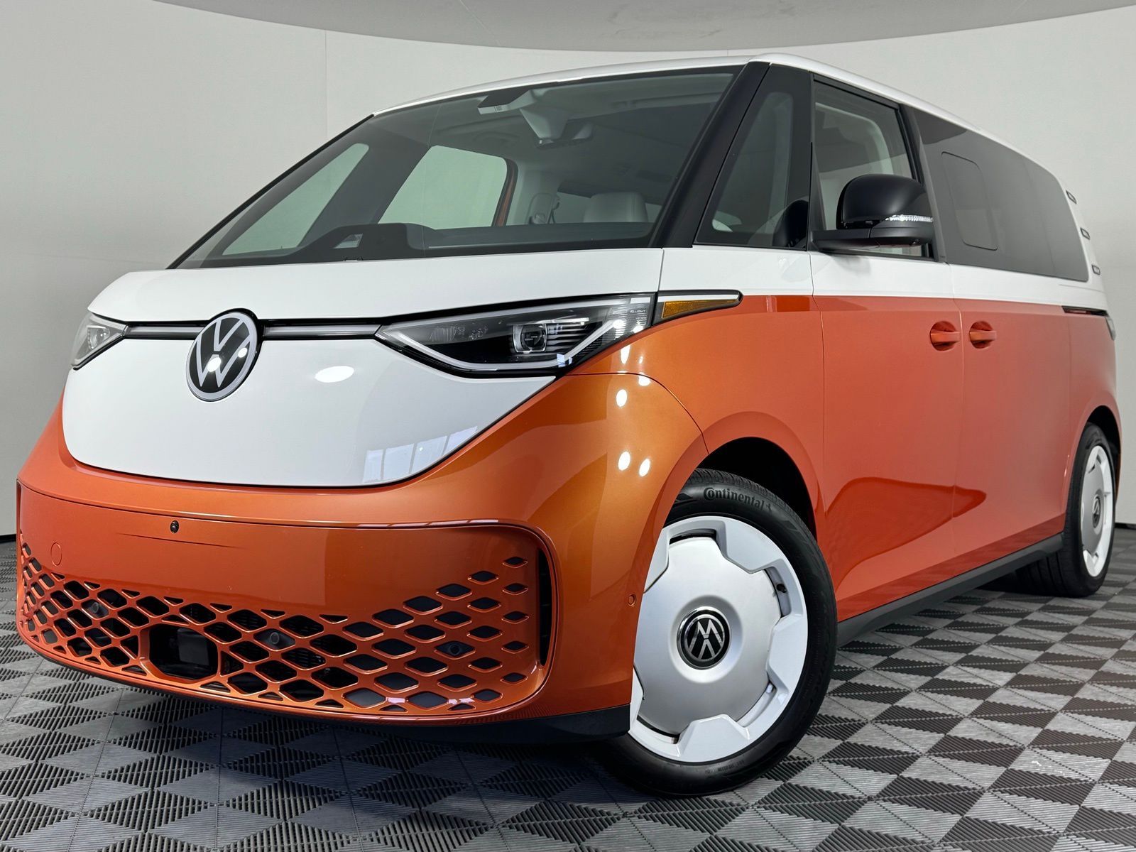 2025 Volkswagen ID. Buzz photo 3