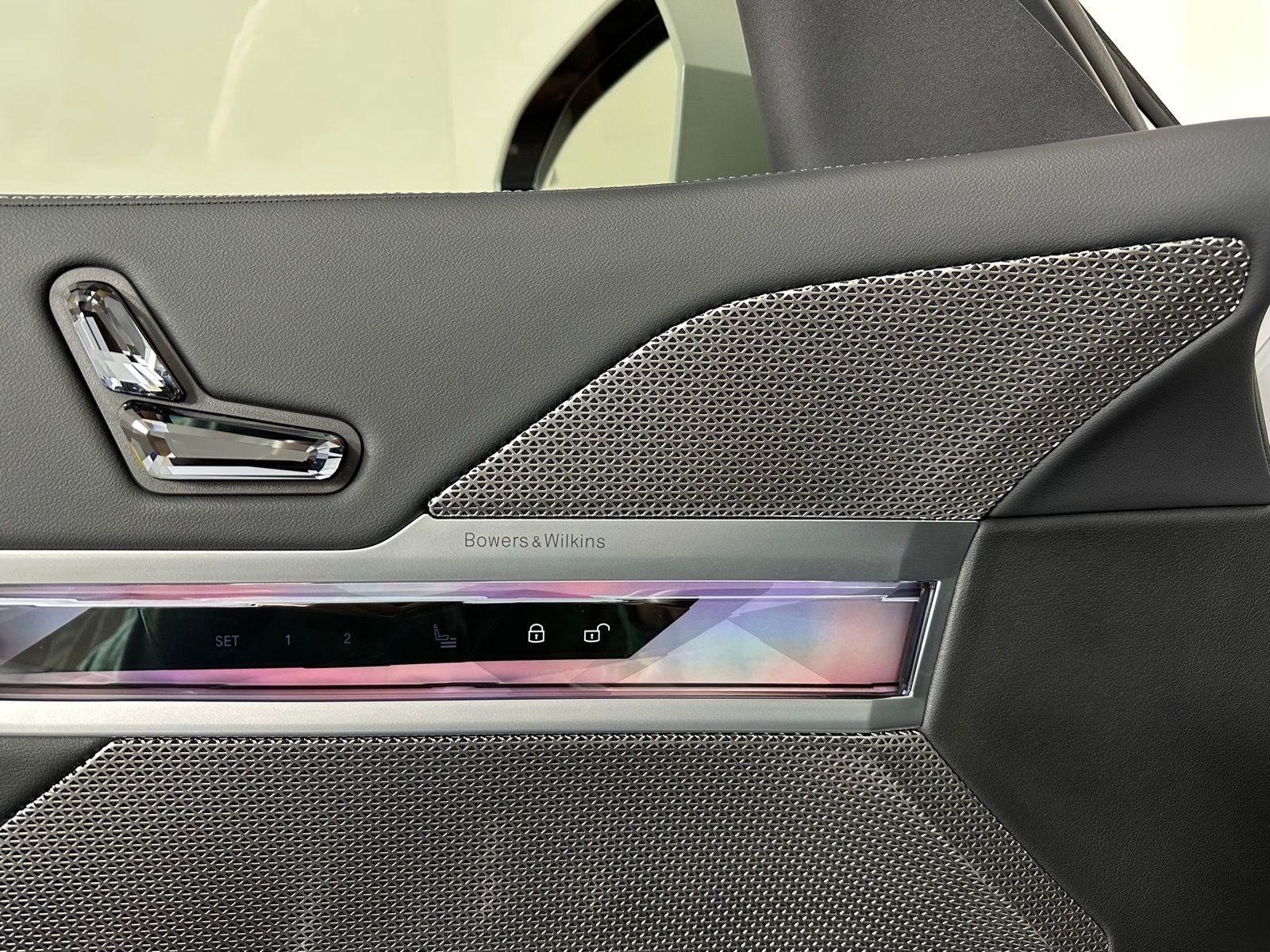 Image of 2023 BMW 7 Series 760i xDrive Sedan