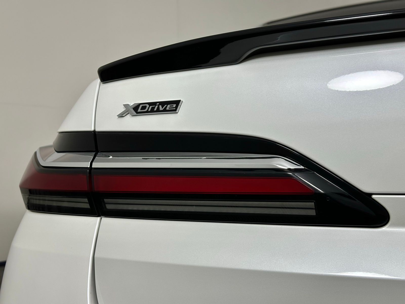 Image of 2023 BMW 7 Series 760i xDrive Sedan