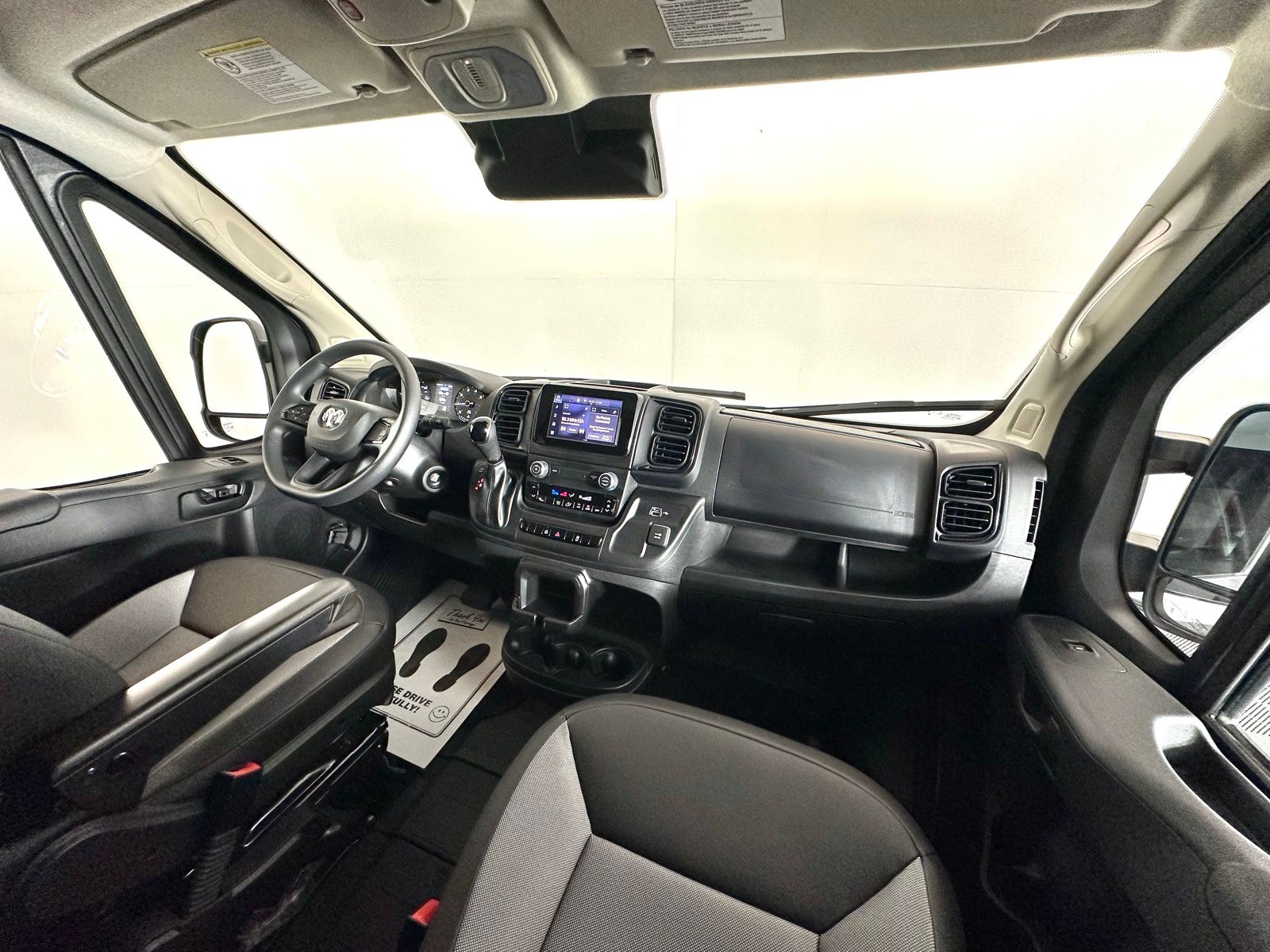 2025 Ram ProMaster 1500 Cargo Van photo 2