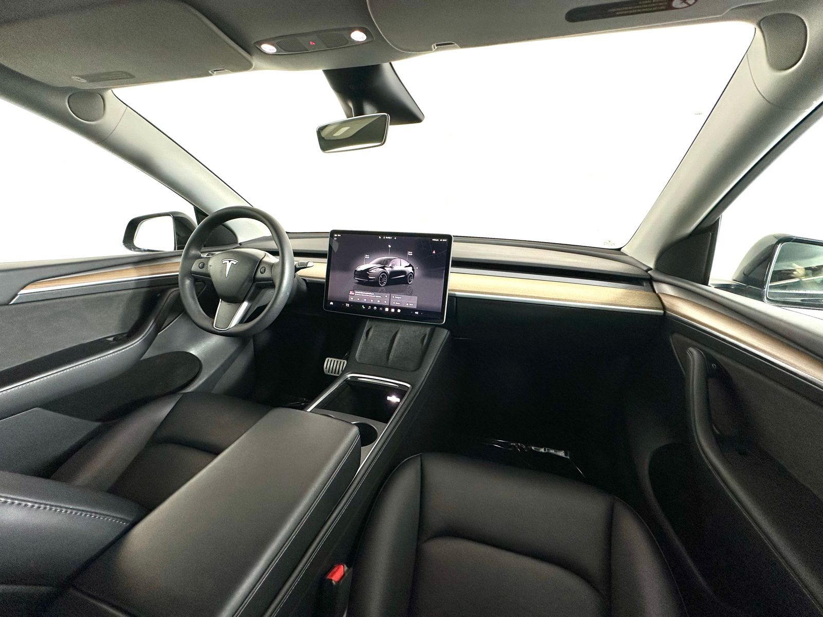 2023 Tesla Model Y Performance photo 2