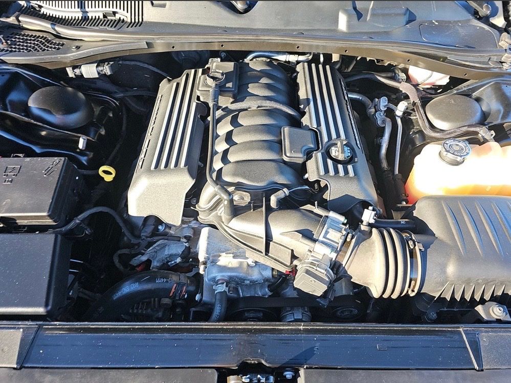 2019 Dodge Challenger R/T Scat Pack photo 3
