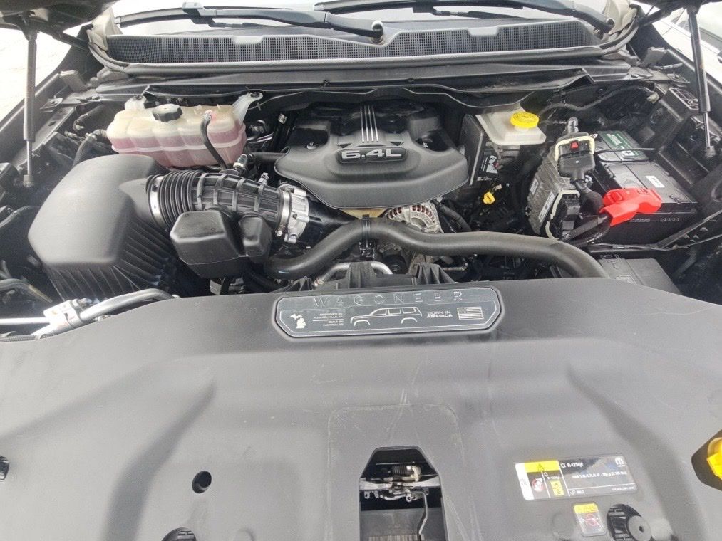 2022 Jeep Grand Wagoneer III photo 4