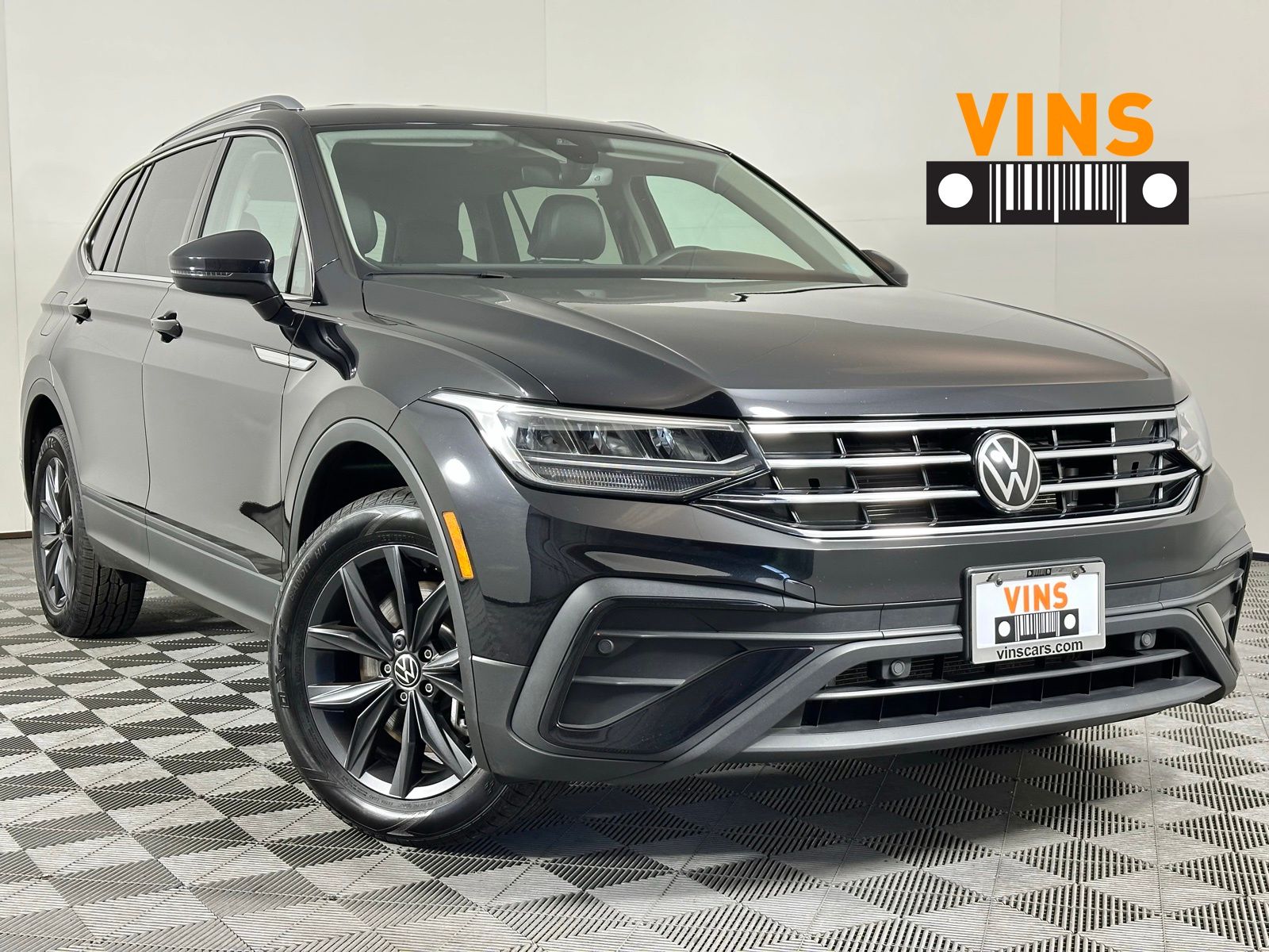 2023 Volkswagen Tiguan SE