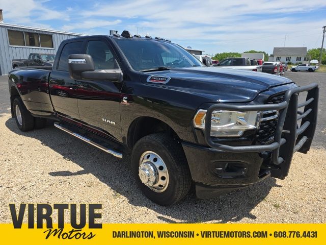 2024 RAM 3500 Big Horn 4X4 Crew Cab LWB's photo